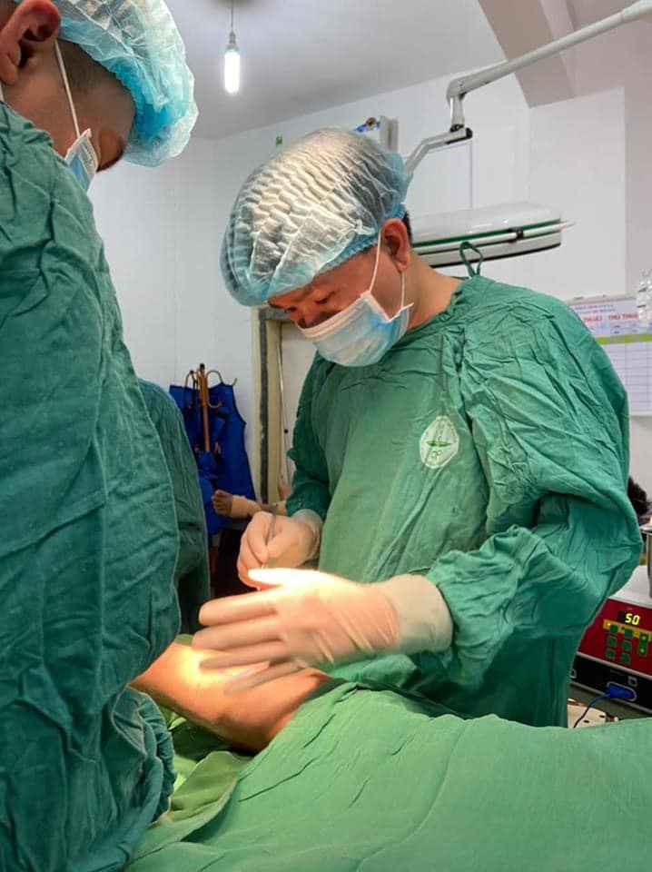Trung tâm Chấn thương chỉnh hình - BVĐK tỉnh Sơn La thực hiện thành công kỹ thuật ghép da