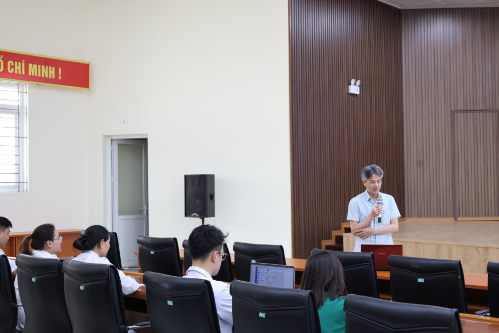 TẬP HUẤN “PHƯƠNG PHÁP NGHIÊN CỨU KHOA HỌC” NĂM 2026 TẠI BỆNH VIỆN ĐA KHOA TỈNH SƠN LA