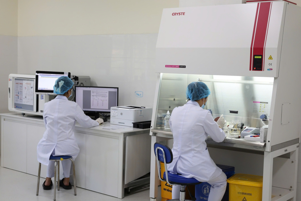 BVĐK TỈNH SƠN LA TRIỂN KHAI THÀNH CÔNG XÉT NGHIỆM NUÔI CẤY VÀ ĐỊNH DANH VI KHUẨN